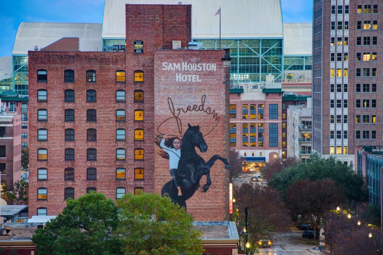 The Sam Houston Hotel, Curio Collection By Hilton Exterior photo